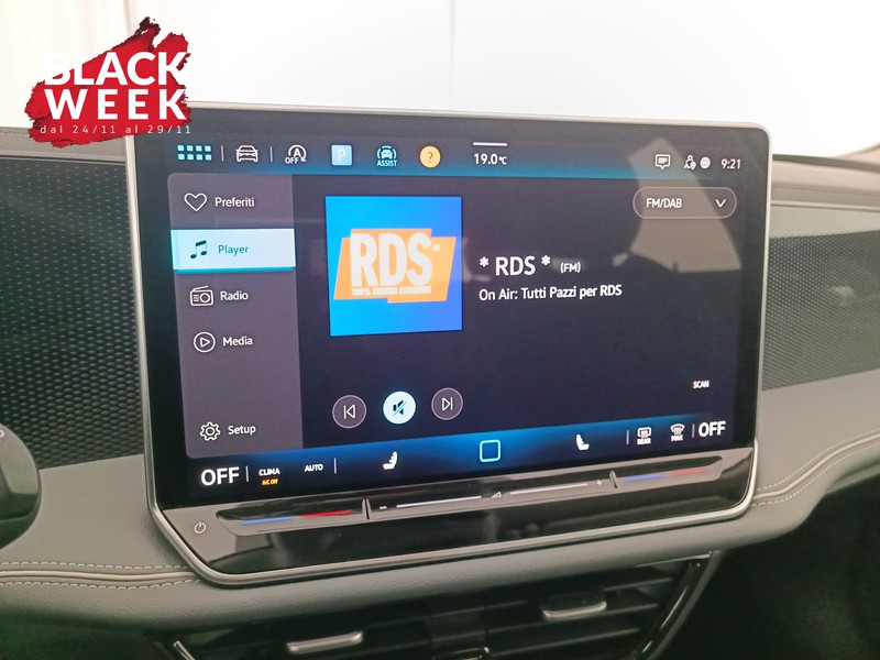 14 - Volkswagen Passat 2.0 tdi scr business 150cv dsg