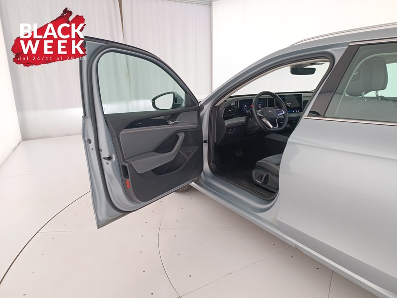 19 - Volkswagen Passat 2.0 tdi scr business 150cv dsg