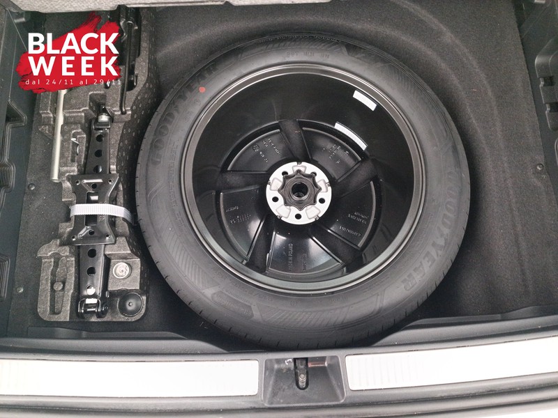 23 - Volkswagen Passat 2.0 tdi scr business 150cv dsg