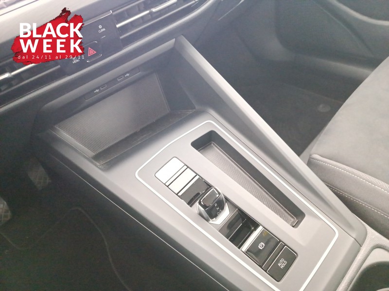 16 - Volkswagen Golf 1.5 etsi evo style 130cv dsg