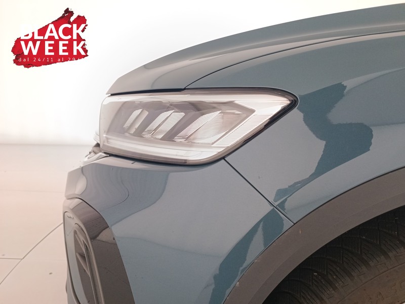 19 - Volkswagen T-Roc 2.0 tdi r-line 115cv