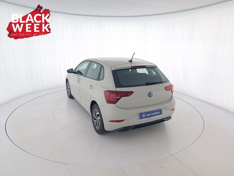 6 - Volkswagen Polo 1.0 tsi life 95cv