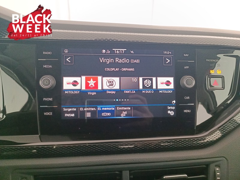 14 - Volkswagen Polo 1.0 tsi life 95cv