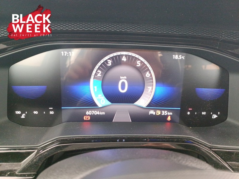 13 - Volkswagen Taigo 1.0 tsi life 110cv