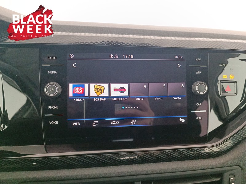 14 - Volkswagen Taigo 1.0 tsi life 110cv