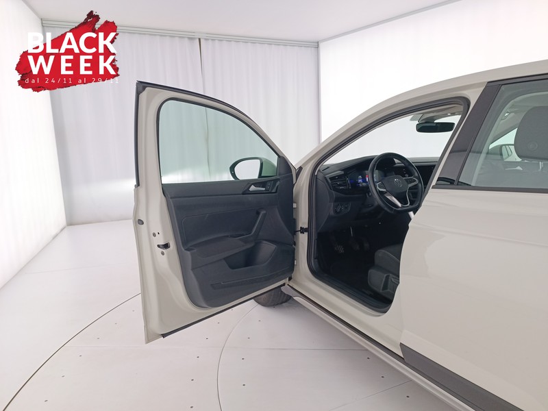 18 - Volkswagen Taigo 1.0 tsi life 110cv