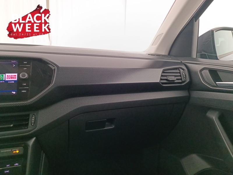 17 - Volkswagen T-Cross 1.0 tsi sport 95cv