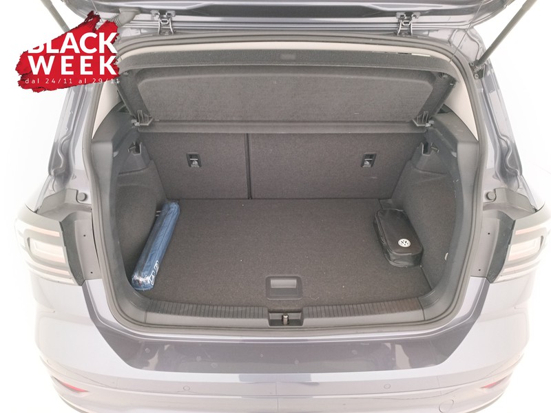 21 - Volkswagen T-Cross 1.0 tsi sport 95cv