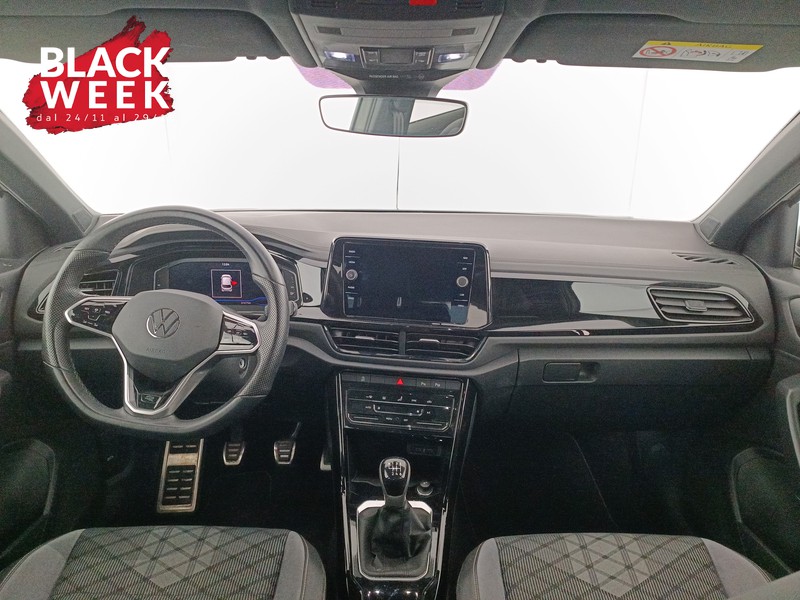 11 - Volkswagen T-Roc 1.0 tsi r-line 110cv