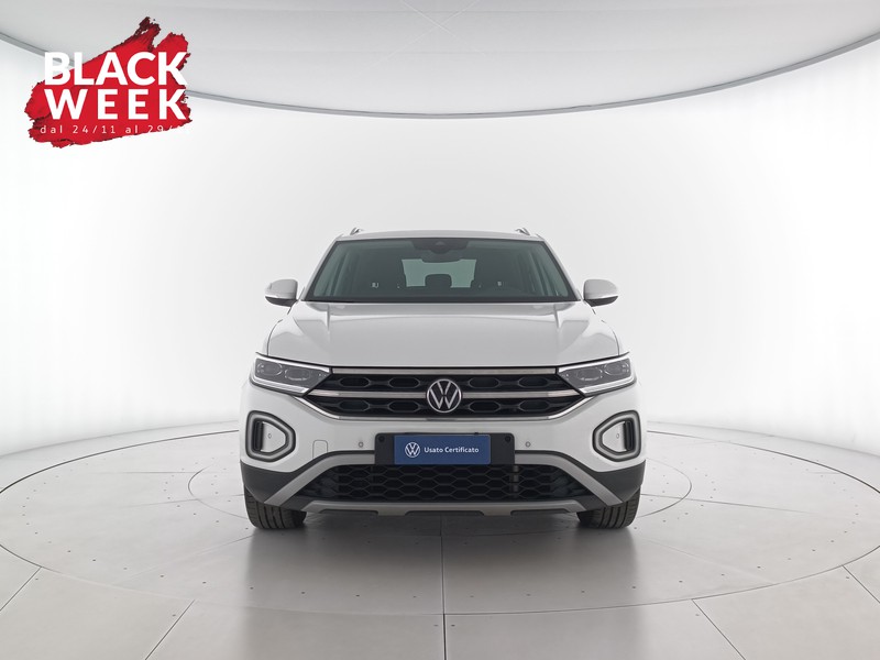 2 - Volkswagen T-Roc 1.0 tsi style 110cv