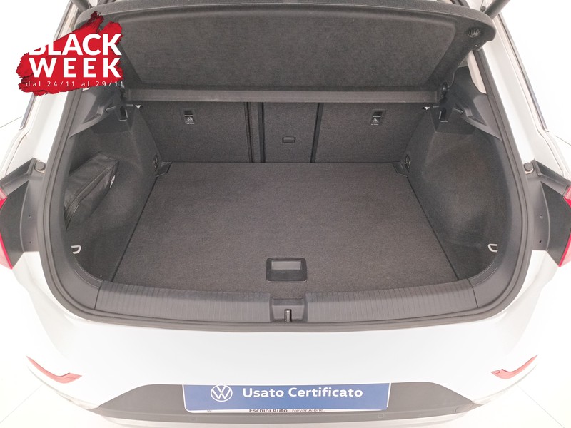 21 - Volkswagen T-Roc 1.0 tsi style 110cv