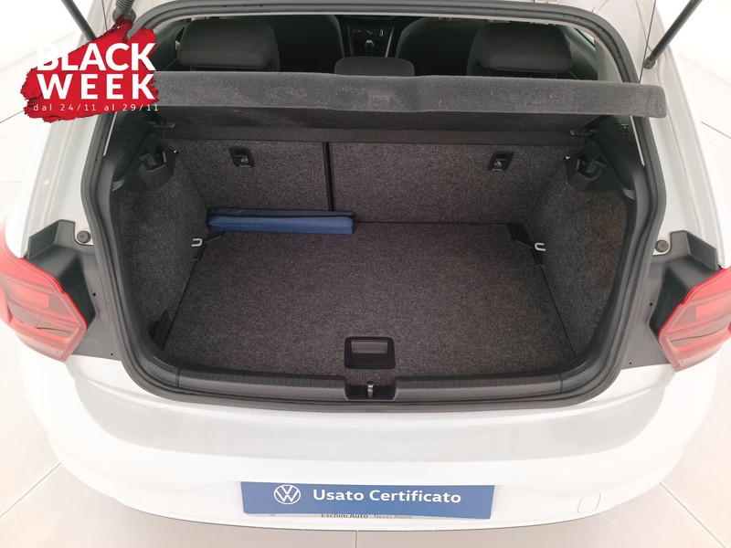 21 - Volkswagen Polo 5p 1.0 mpi comfortline 75cv