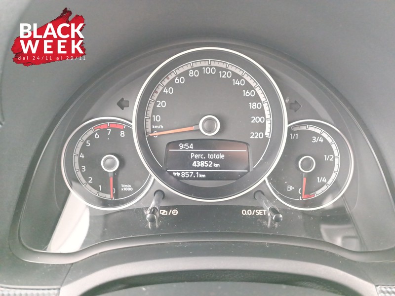 13 - Volkswagen up! 5p 1.0 evo move 65cv