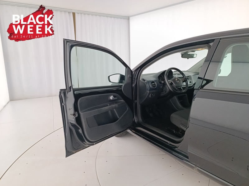 18 - Volkswagen up! 5p 1.0 evo move 65cv