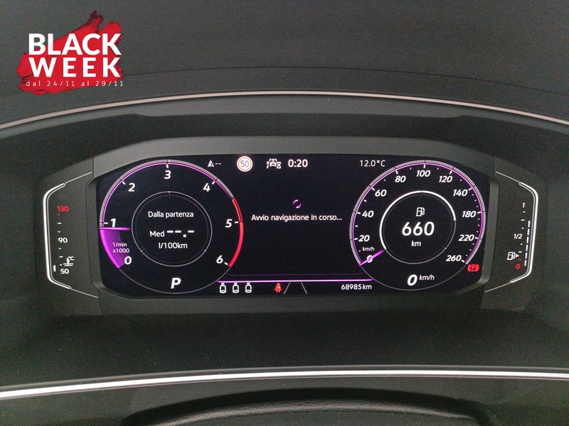 13 - Volkswagen Tiguan 2.0 tdi r-line 150cv dsg