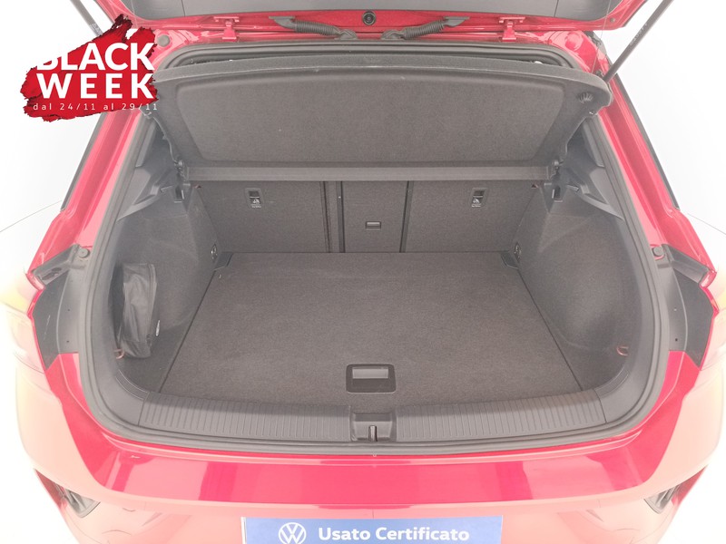 22 - Volkswagen T-Roc 2.0 tdi r-line 115cv
