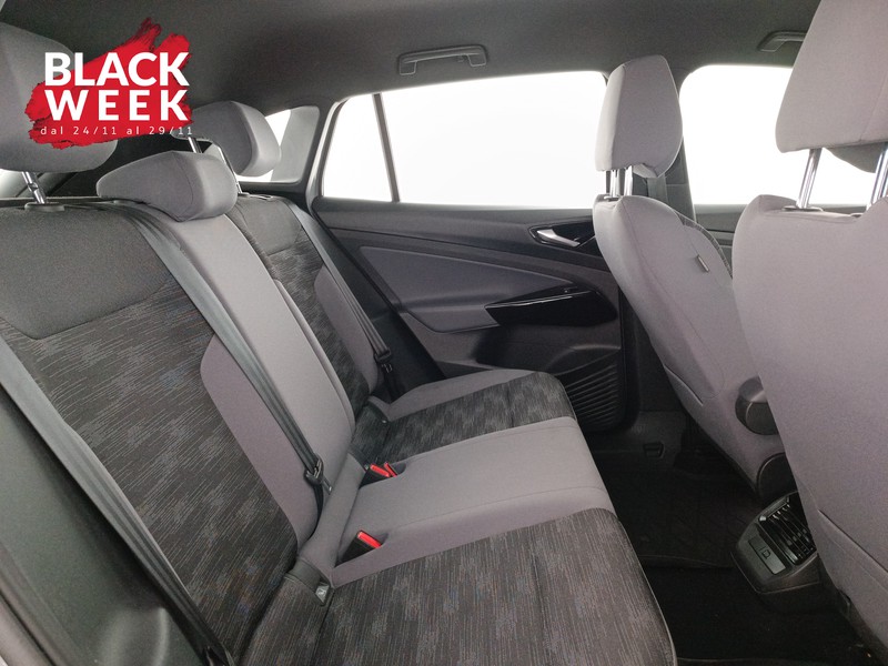 9 - Volkswagen ID.4 52 kwh city 170cv