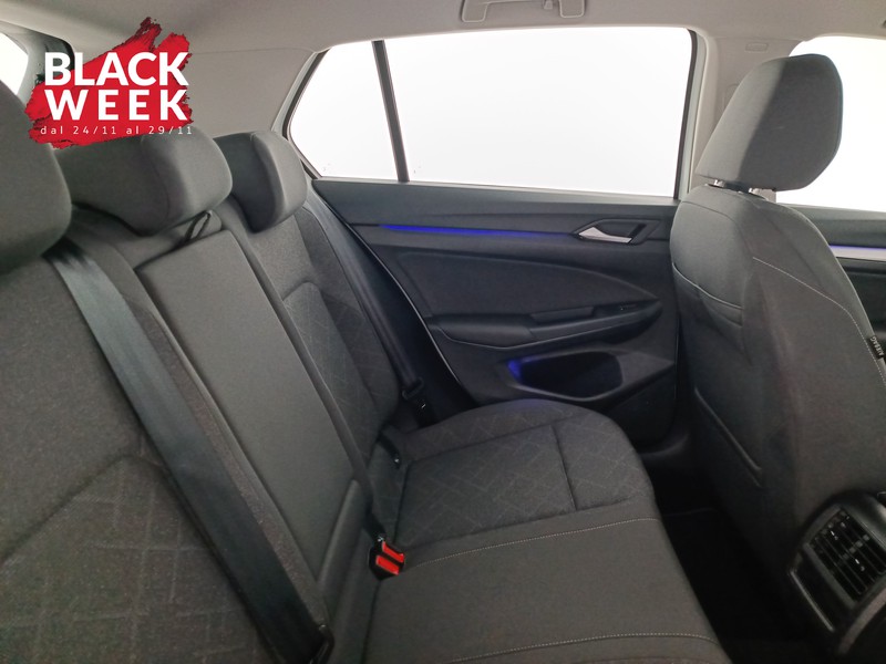 9 - Volkswagen Golf 2.0 tdi life 115cv