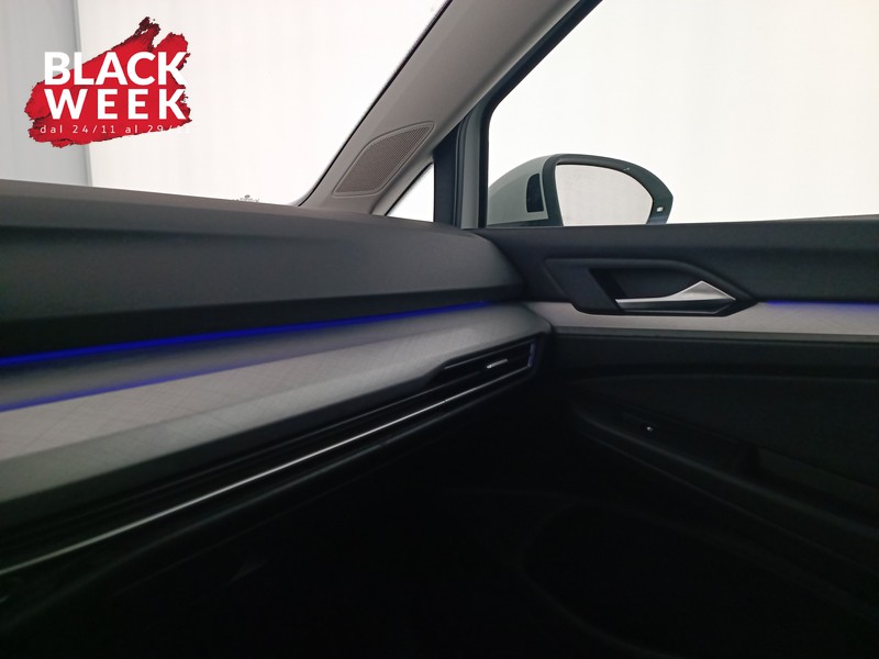 17 - Volkswagen Golf 2.0 tdi life 115cv