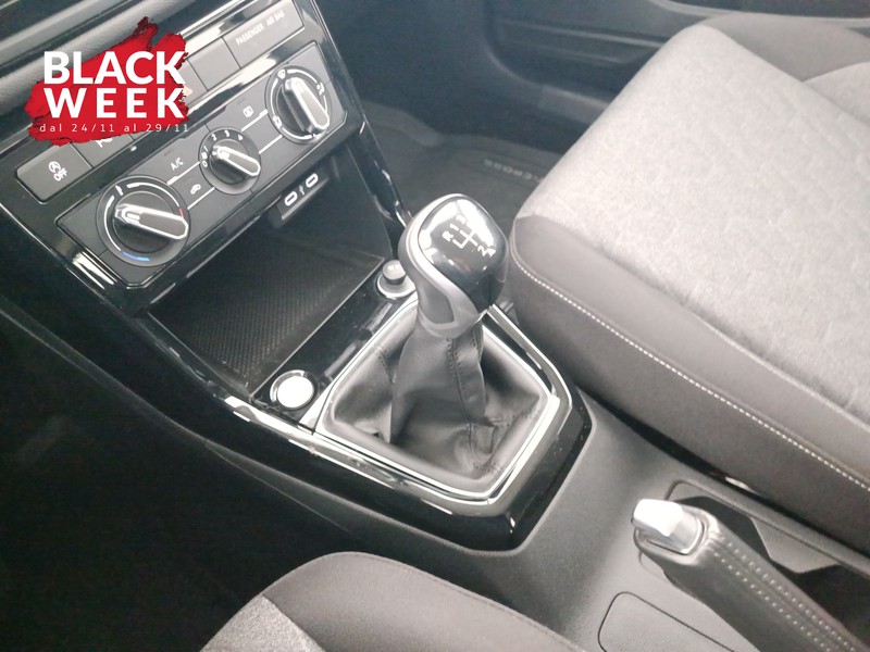 16 - Volkswagen T-Cross 1.0 tsi edition plus 95cv