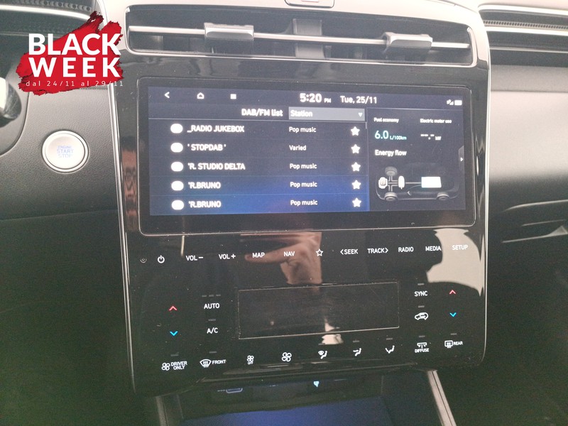 14 - Hyundai Tucson 1.6 hev xline 2wd auto