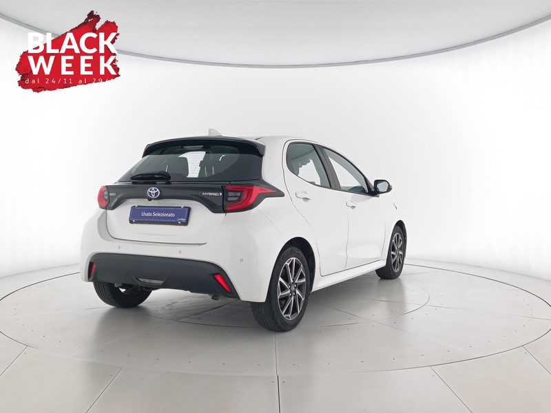 4 - Toyota Yaris 1.5h trend