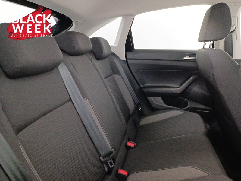 9 - Volkswagen Taigo 1.0 tsi life 95cv