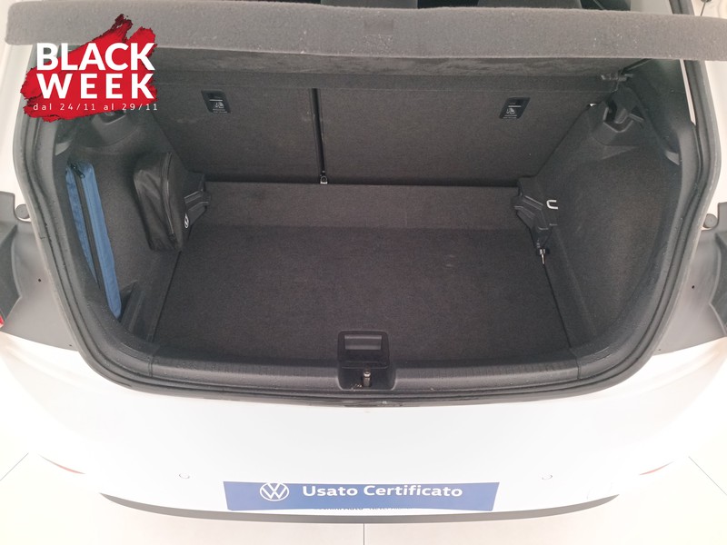 21 - Volkswagen Polo 1.0 tsi life 95cv