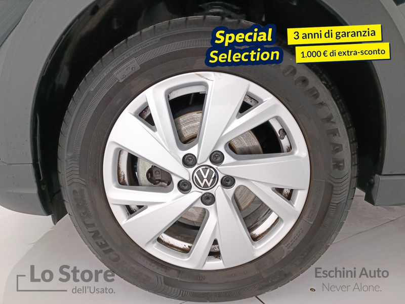 8 - Volkswagen Taigo 1.0 tsi life 110cv