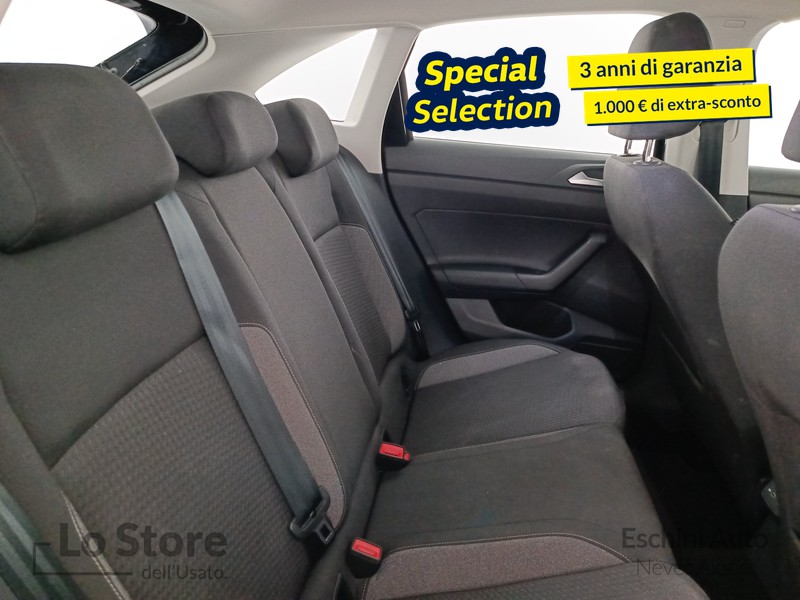 9 - Volkswagen Taigo 1.0 tsi life 110cv