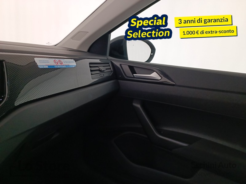 16 - Volkswagen Taigo 1.0 tsi life 110cv