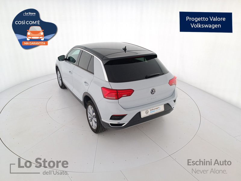 6 - Volkswagen T-Roc 1.0 tsi style 110cv