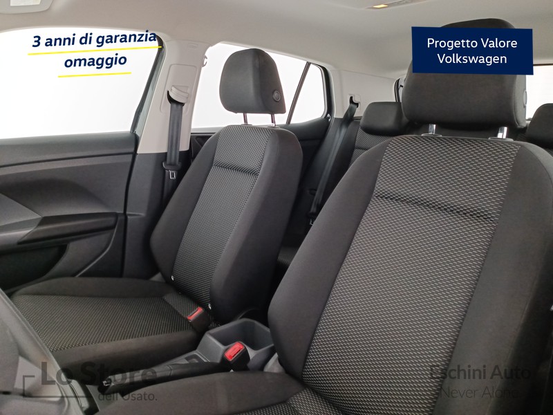 16 - Volkswagen T-Cross 1.0 tsi urban 95cv