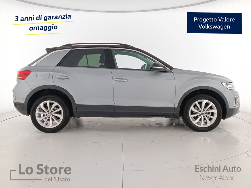 3 - Volkswagen T-Roc 1.0 tsi life 115cv