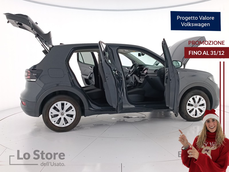 8 - Volkswagen T-Cross 1.0 tsi urban 95cv