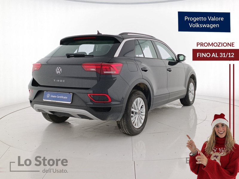 4 - Volkswagen T-Roc 1.5 tsi life dsg