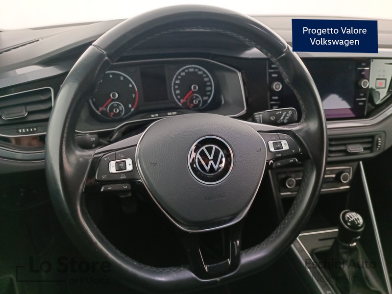 13 - Volkswagen Polo 5p 1.0 tgi highline 90cv my19