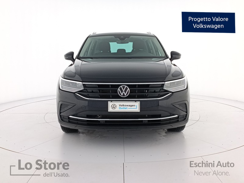 2 - Volkswagen Tiguan 2.0 tdi life 150cv dsg