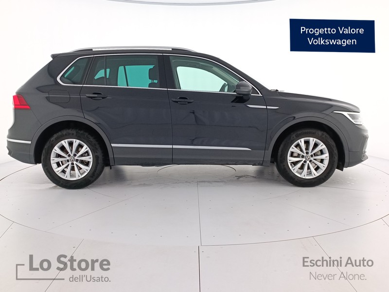 3 - Volkswagen Tiguan 2.0 tdi life 150cv dsg