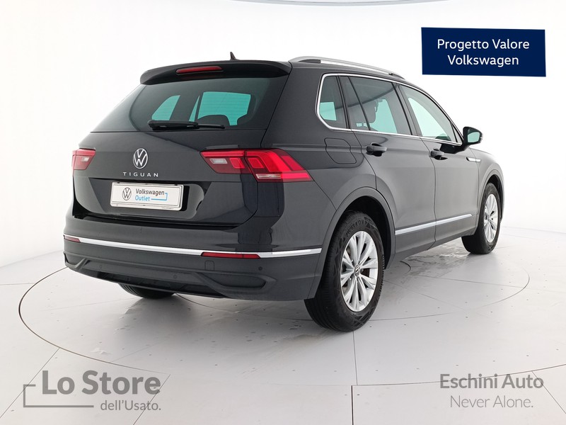 4 - Volkswagen Tiguan 2.0 tdi life 150cv dsg