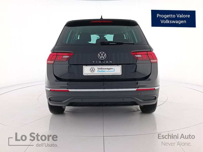 5 - Volkswagen Tiguan 2.0 tdi life 150cv dsg