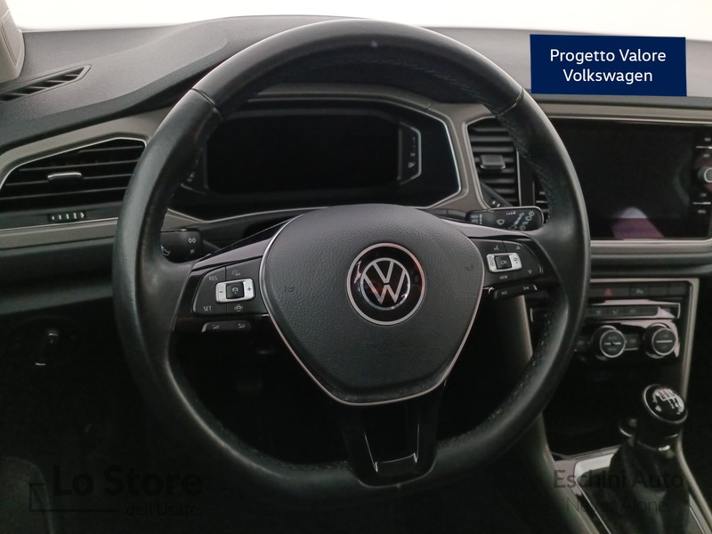 13 - Volkswagen T-Roc 1.5 tsi sport