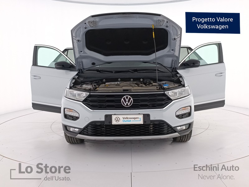 22 - Volkswagen T-Roc 1.5 tsi sport