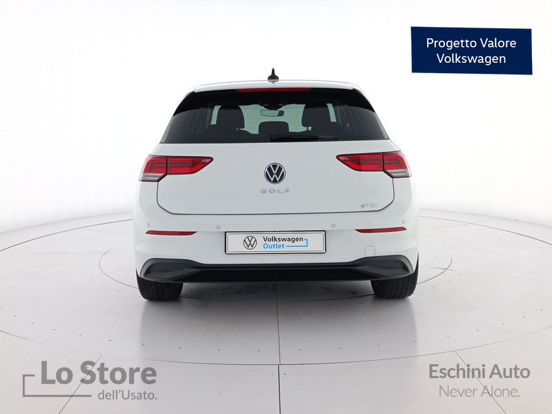 5 - Volkswagen Golf 1.0 etsi evo life 110cv dsg