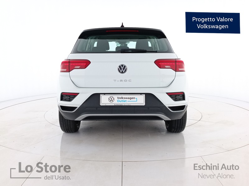 5 - Volkswagen T-Roc 1.0 tsi style 110cv