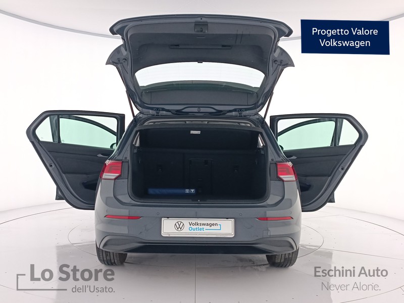 24 - Volkswagen Golf 1.0 etsi evo life 110cv dsg