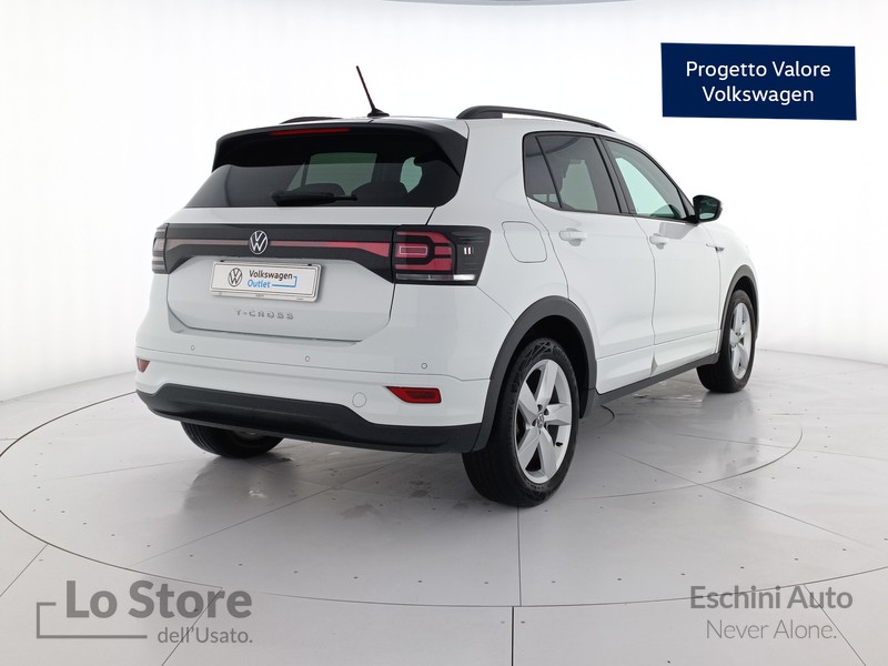 4 - Volkswagen T-Cross 1.0 tsi style 110cv