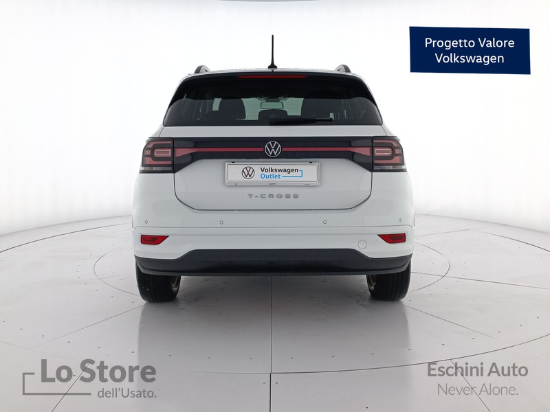 5 - Volkswagen T-Cross 1.0 tsi style 110cv