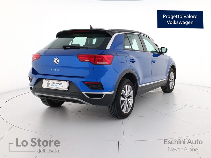 4 - Volkswagen T-Roc 1.0 tsi style 110cv