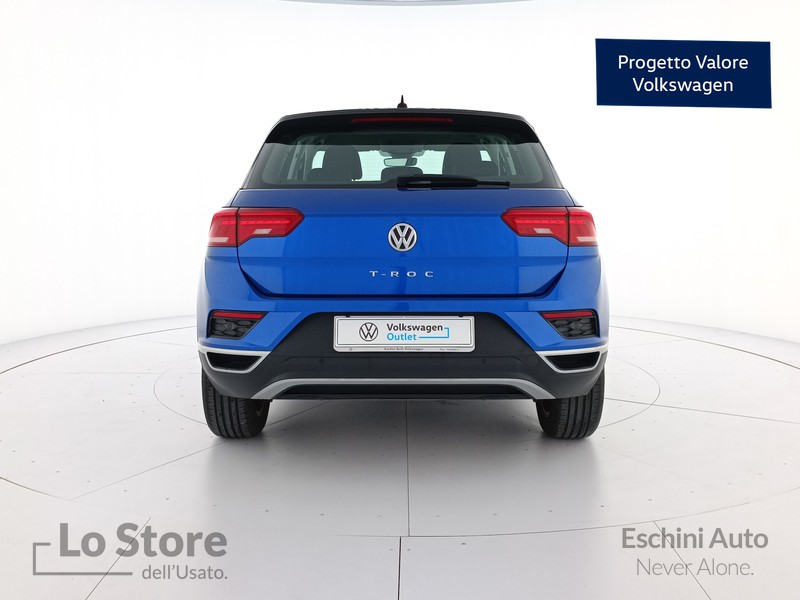 5 - Volkswagen T-Roc 1.0 tsi style 110cv